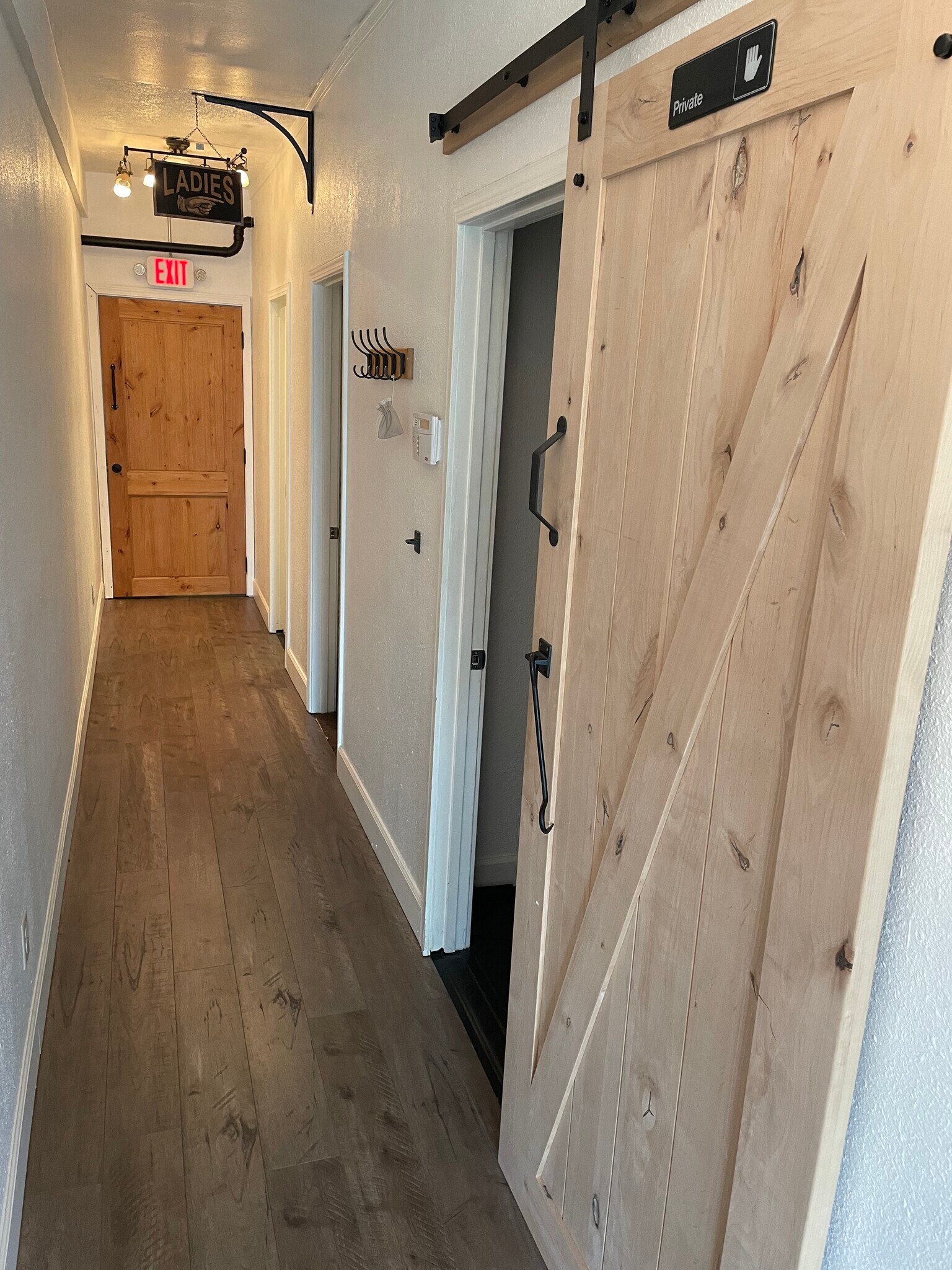 2609-2613 W Northwest Blvd, Spokane, WA for lease Interior Photo- Image 1 of 4