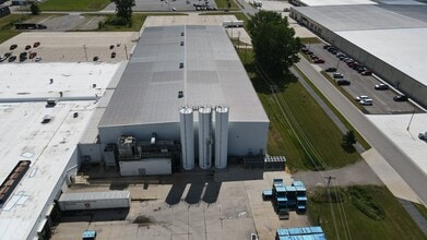 555 Linfoot St, Wauseon, OH - AERIAL  map view - Image1