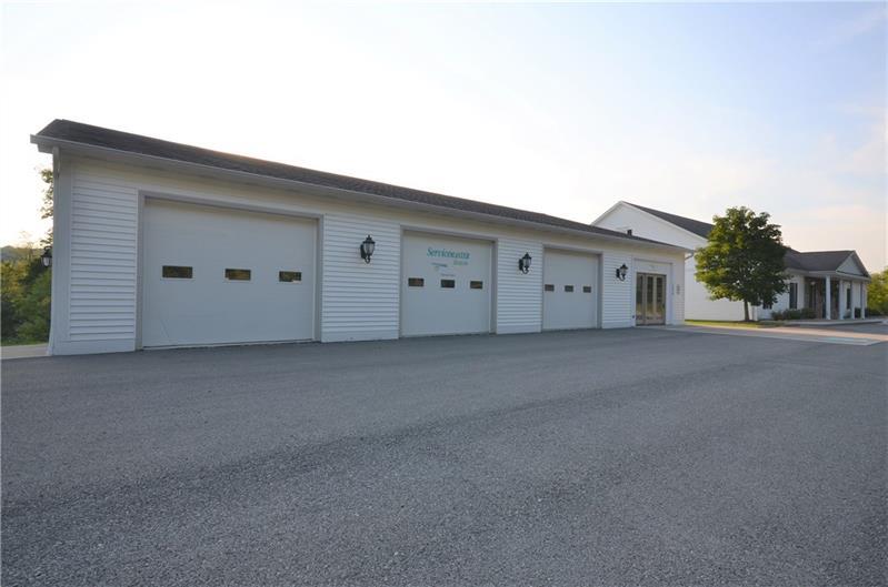 1270 Mars Evans City Rd, Evans City, PA 16033