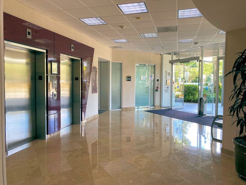 3 SW 129th Ave, Pembroke Pines, FL for lease - Lobby - Image 2 of 18