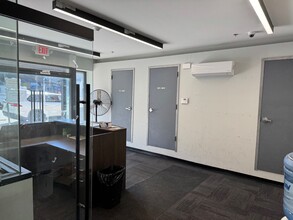 152 Post Ave, New York, NY for lease Building Photo- Image 1 of 10