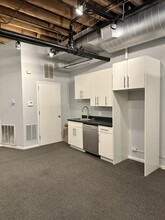 935 W Chestnut St, Chicago, IL for lease Interior Photo- Image 2 of 5