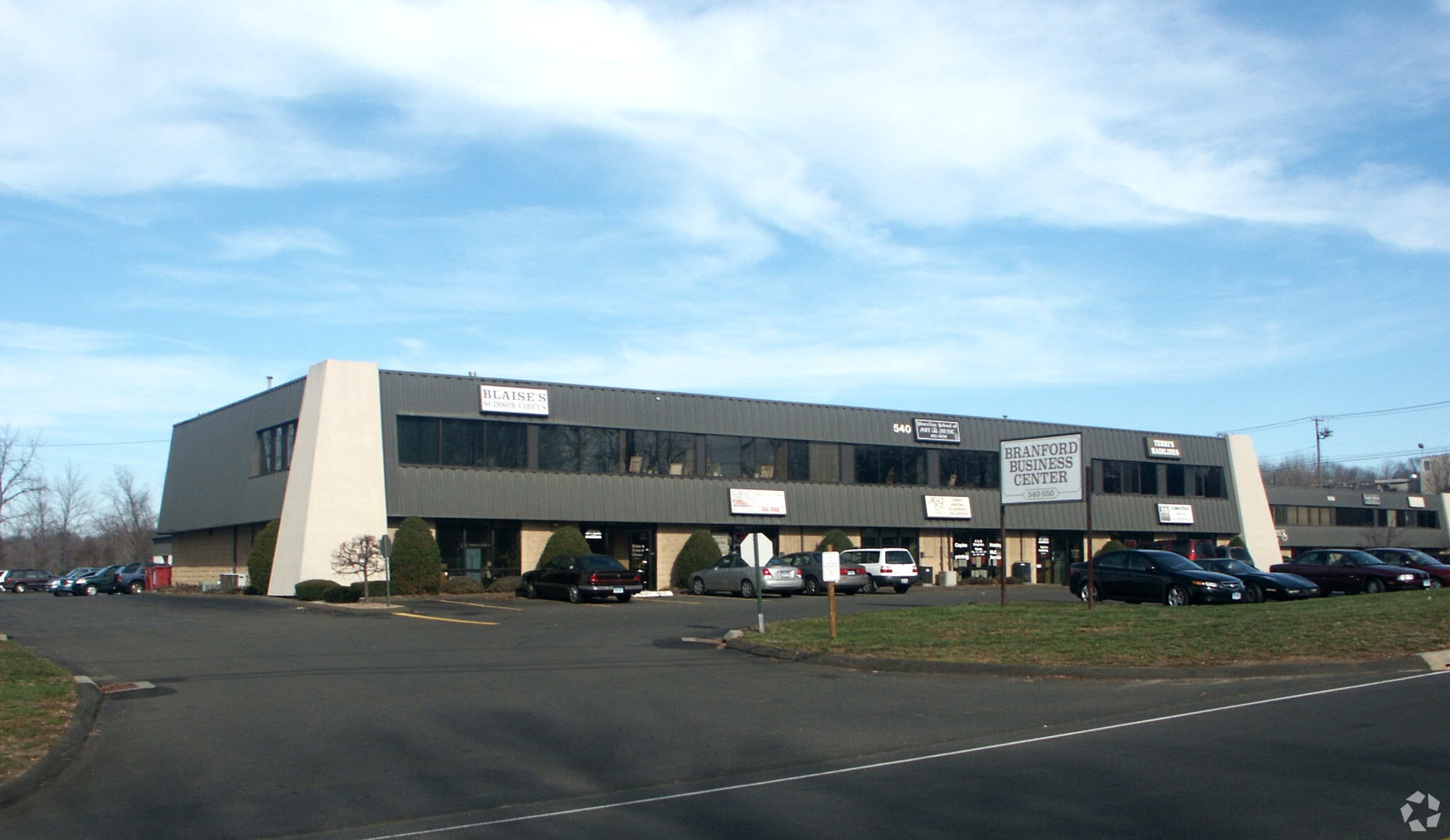 540 E Main St, Branford, CT for sale Primary Photo- Image 1 of 25