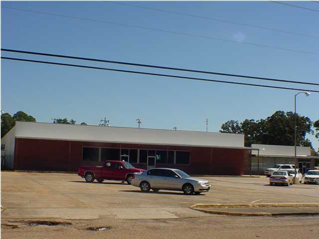 501 Main Ave, Magee, MS for sale - Primary Photo - Image 1 of 1