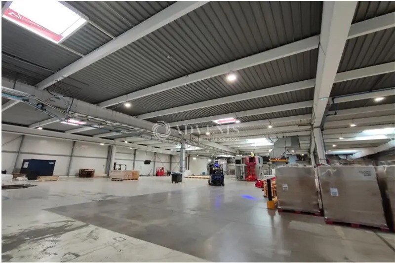 Industrial in Béziers for lease - Interior Photo - Image 3 of 7