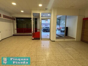 Retail in Pineda de Mar, Barcelona for lease Interior Photo- Image 2 of 9
