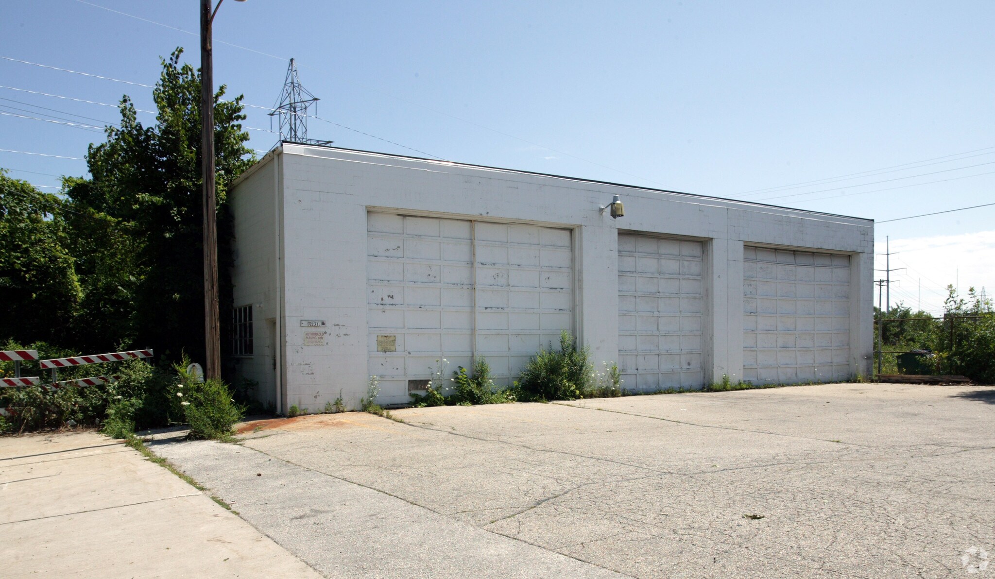 3231 W Vera Ave, Milwaukee, WI for sale Primary Photo- Image 1 of 1
