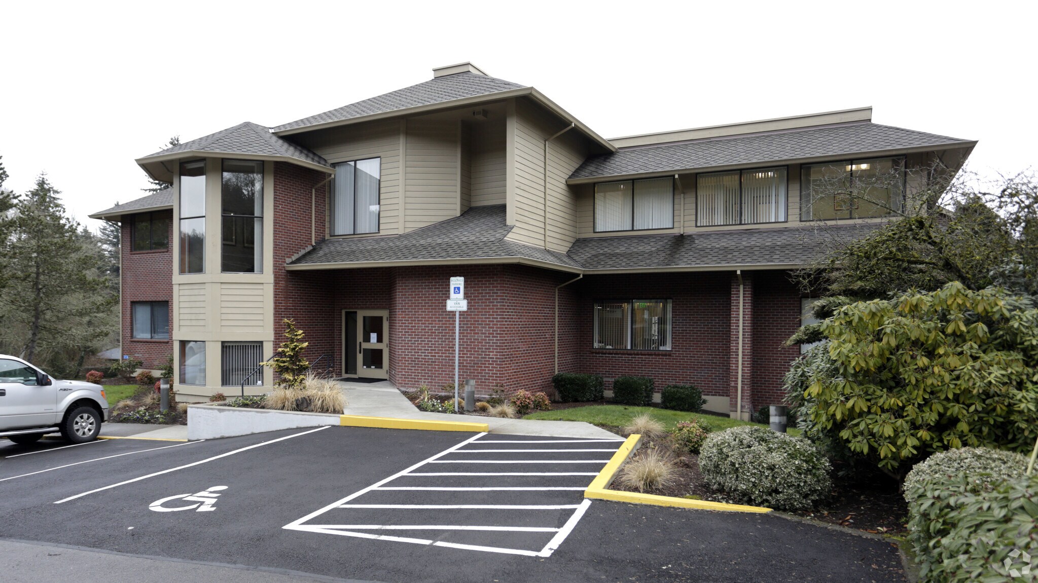 18676 Willamette Dr, West Linn, OR for sale Building Photo- Image 1 of 1