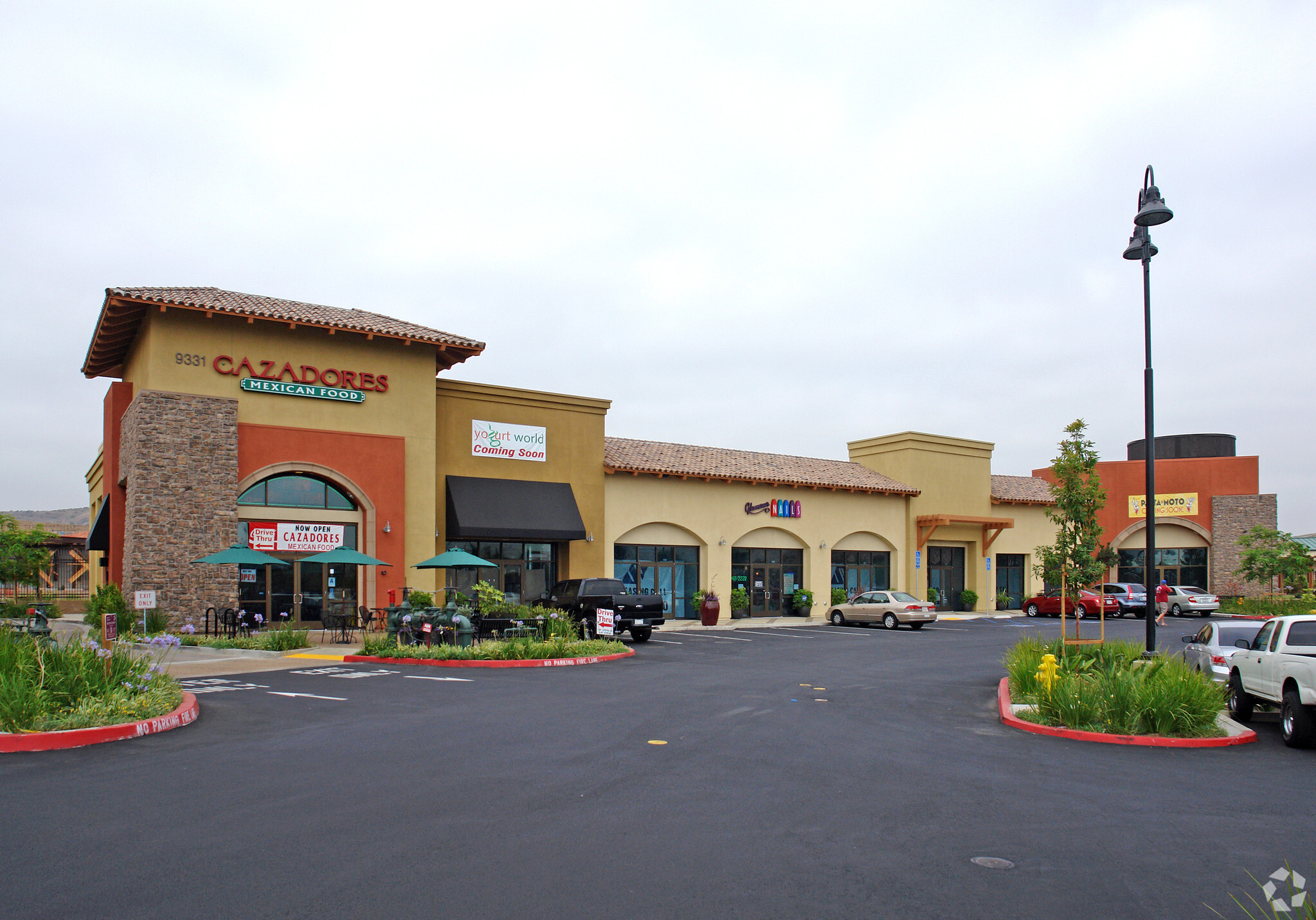 Mission Gorge Rd, Santee, CA for lease Building Photo- Image 1 of 7