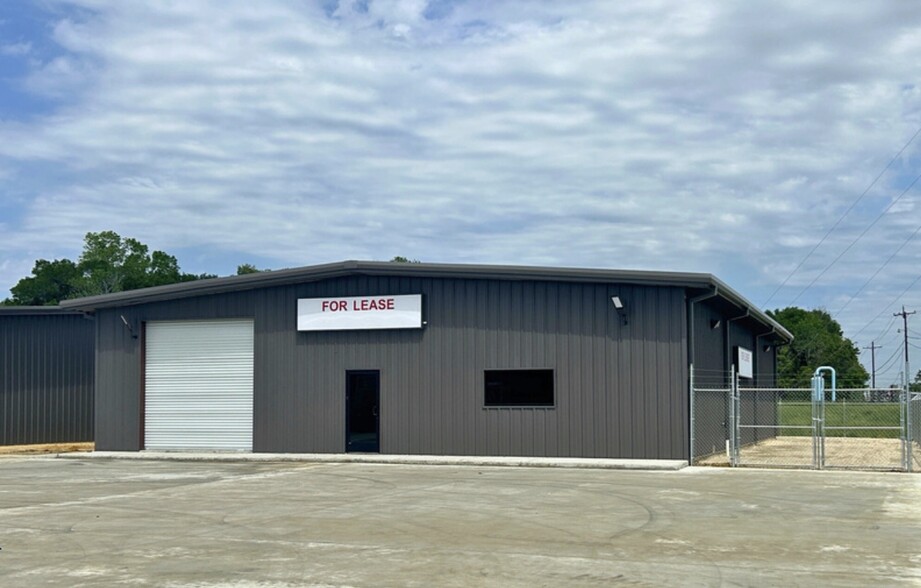 4880 Fannett Rd, Beaumont, TX for lease - Building Photo - Image 1 of 15