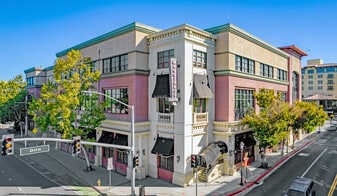Building 13 - Bar