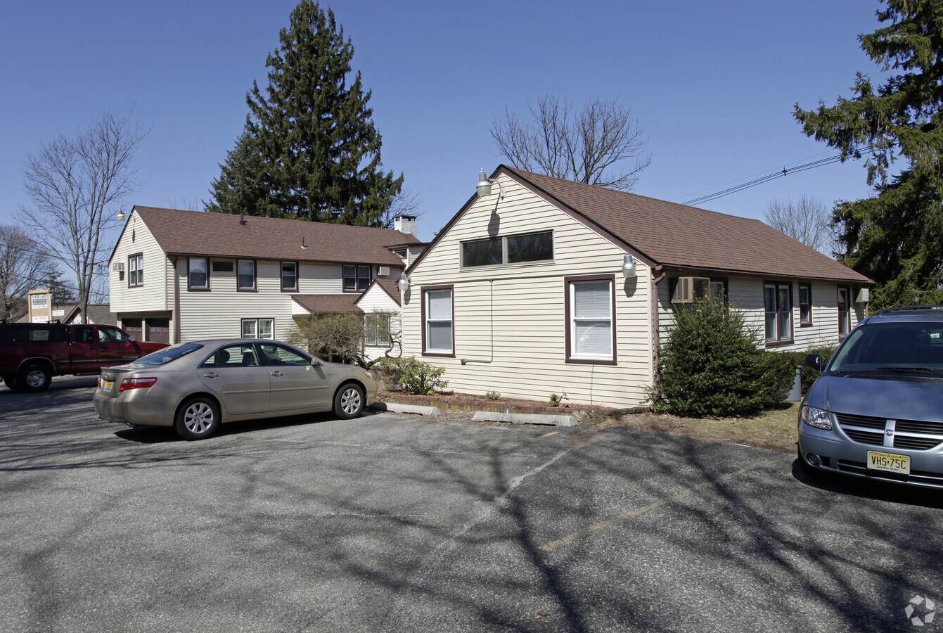 66 Woodport Rd, Sparta, NJ 07871