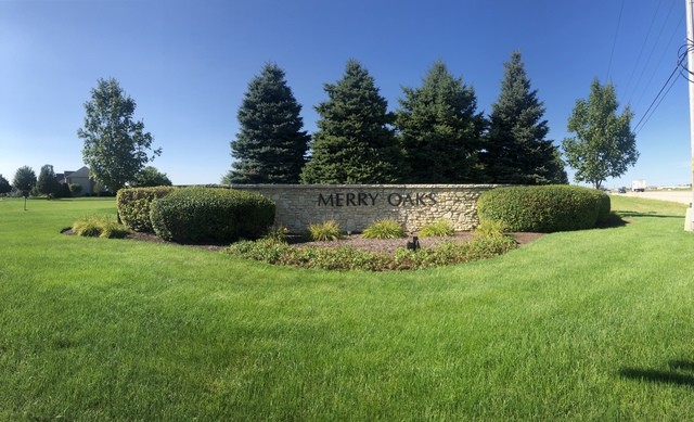 105 Merry Oaks Dr, Sycamore, IL 60178 | LoopNet