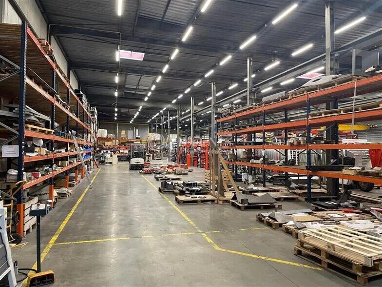 Flex in Blois for lease - Building Photo - Image 1 of 7