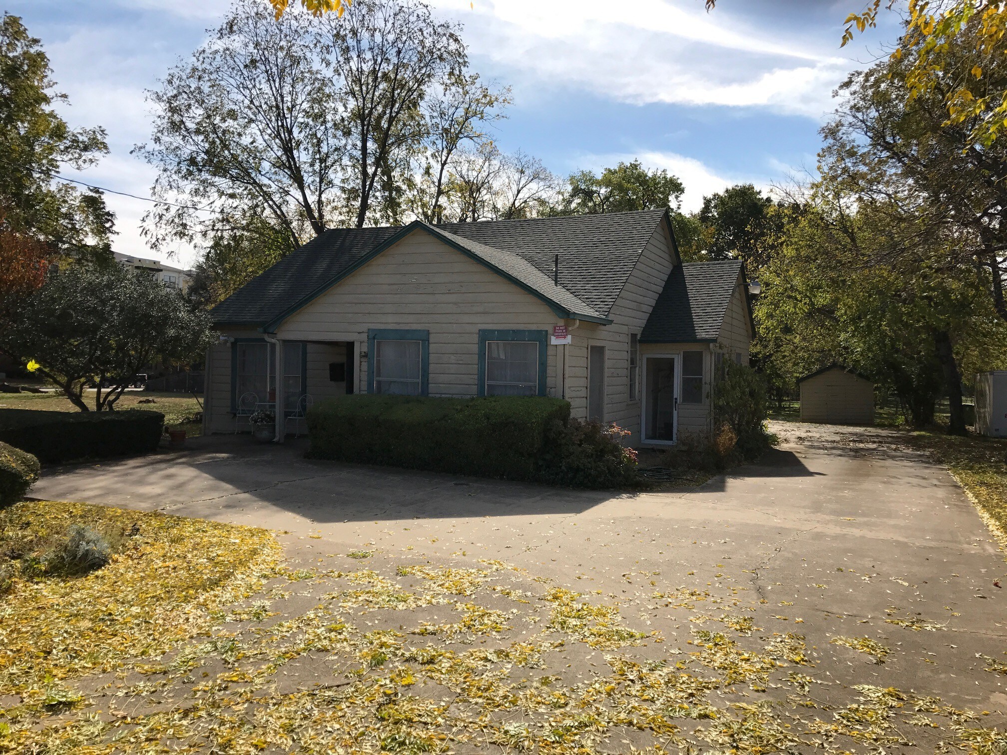 1204 W Abram St, Arlington, TX for sale Building Photo- Image 1 of 1