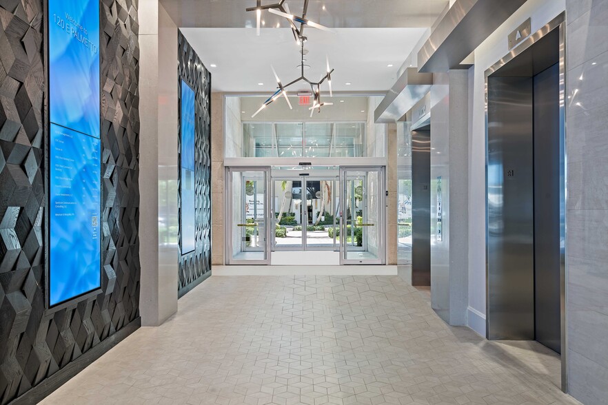 120 E Palmetto Park Rd, Boca Raton, FL for lease - Interior Photo - Image 3 of 11