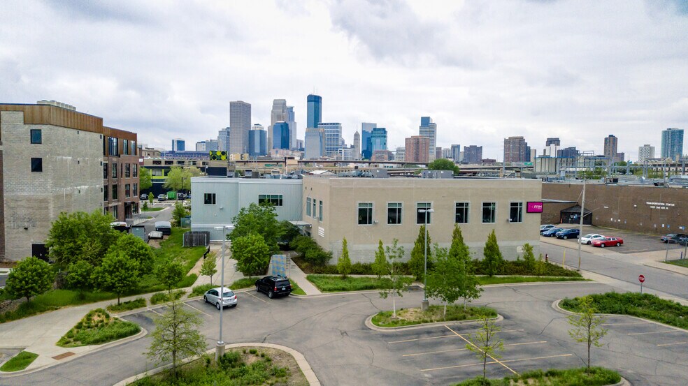 1010 N 2nd Ave, Minneapolis, MN for sale - Building Photo - Image 1 of 11