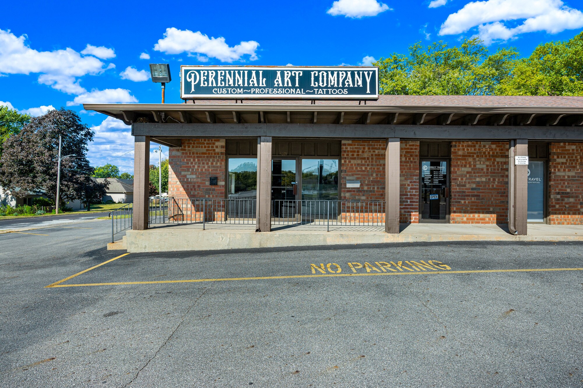 4601 N University St, Peoria, IL for lease Building Photo- Image 1 of 19