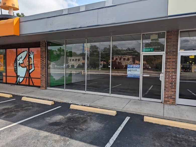 2222 N Reynolds Rd, Toledo, OH for sale - Building Photo - Image 1 of 1