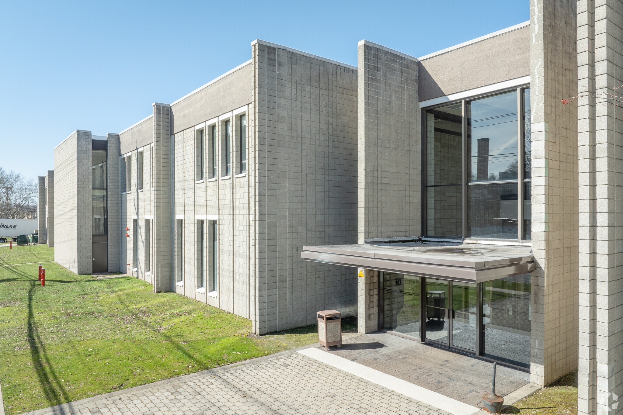 65 Railroad Ave, Ridgefield, NJ for sale Primary Photo- Image 1 of 1