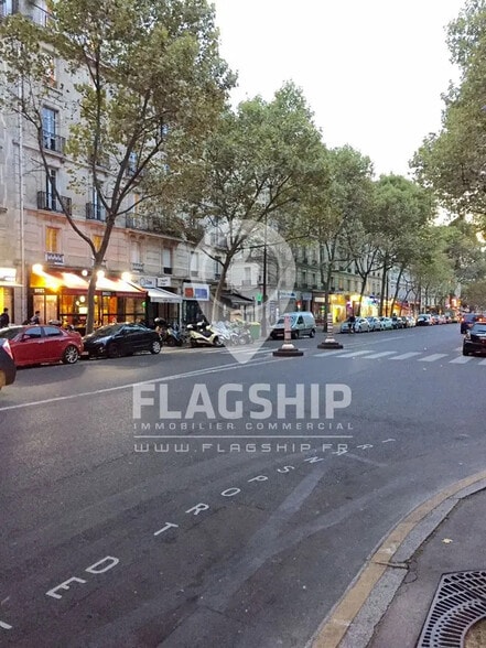 Retail in Paris for lease - Building Photo - Image 2 of 4