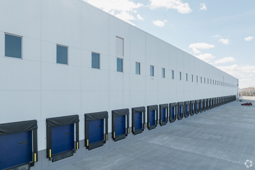 1098 US-46, Ridgefield, NJ for lease - Building Photo - Image 2 of 5