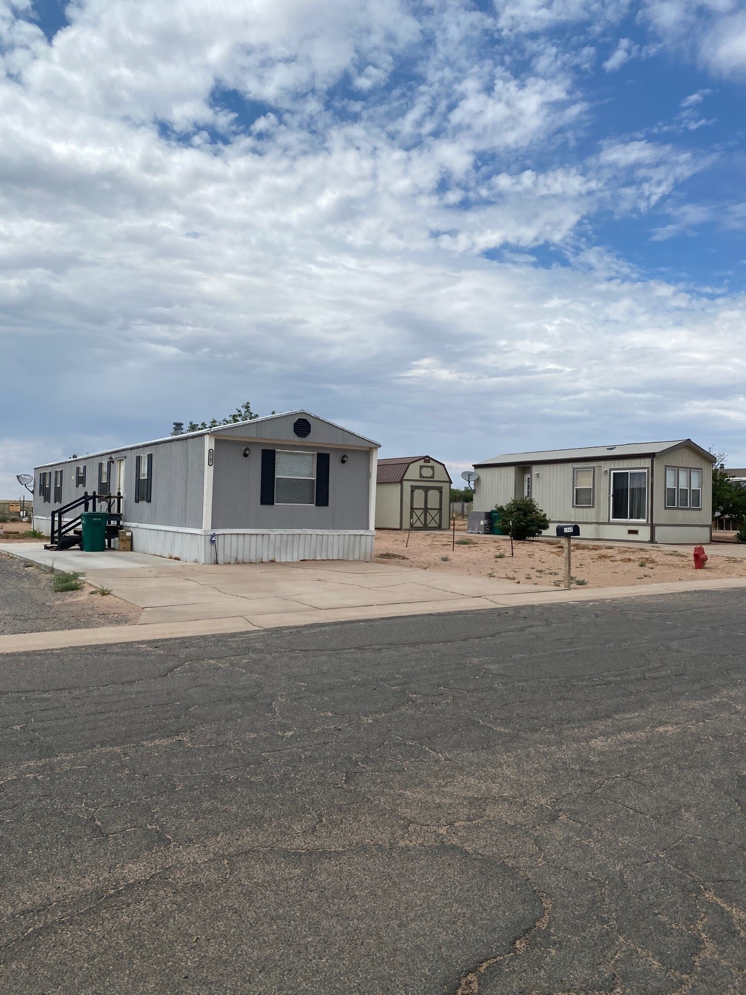 1576 Roadrunner Rd, Holbrook, AZ 86025 Red Rock MHP & OK RV Park