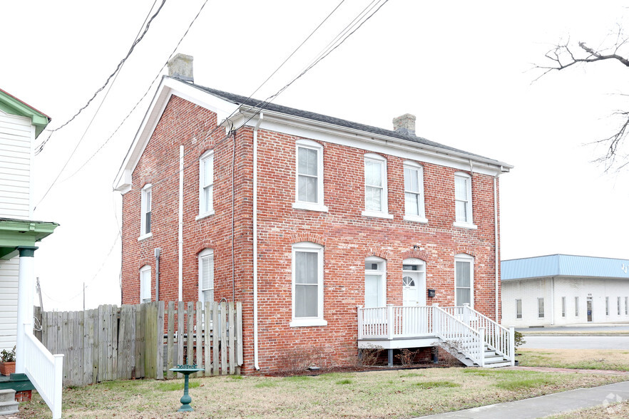 757 Broad St, Portsmouth, VA for sale - Primary Photo - Image 1 of 11