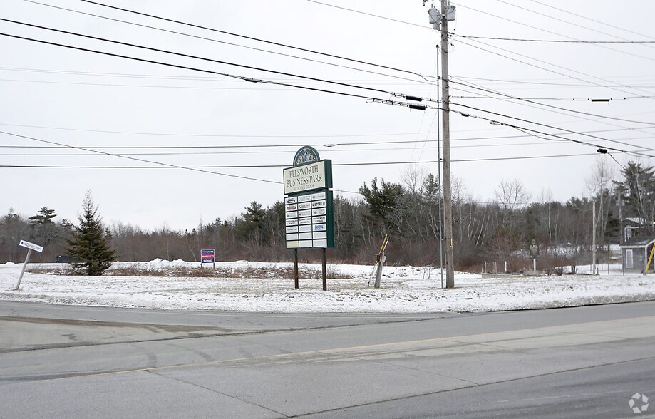 7 Mariaville Rd, Ellsworth, ME for sale - Primary Photo - Image 1 of 1