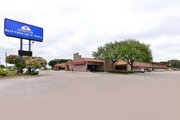 Americas Best Value Inn & Suites Victoria - Wedding Venue