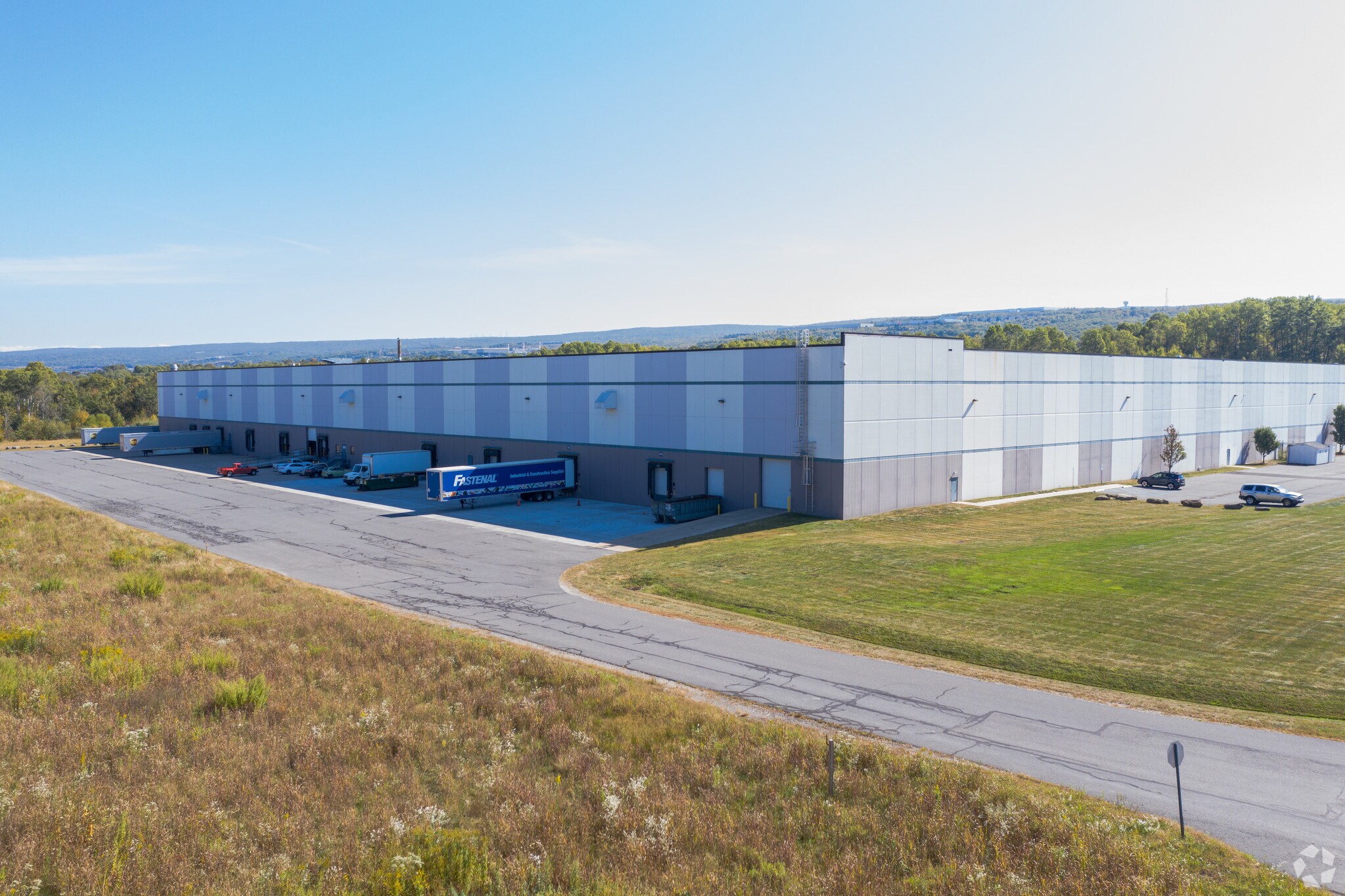 1200 Corporate Way, Olyphant, PA 18447 Up to 47,658 SF of industrial