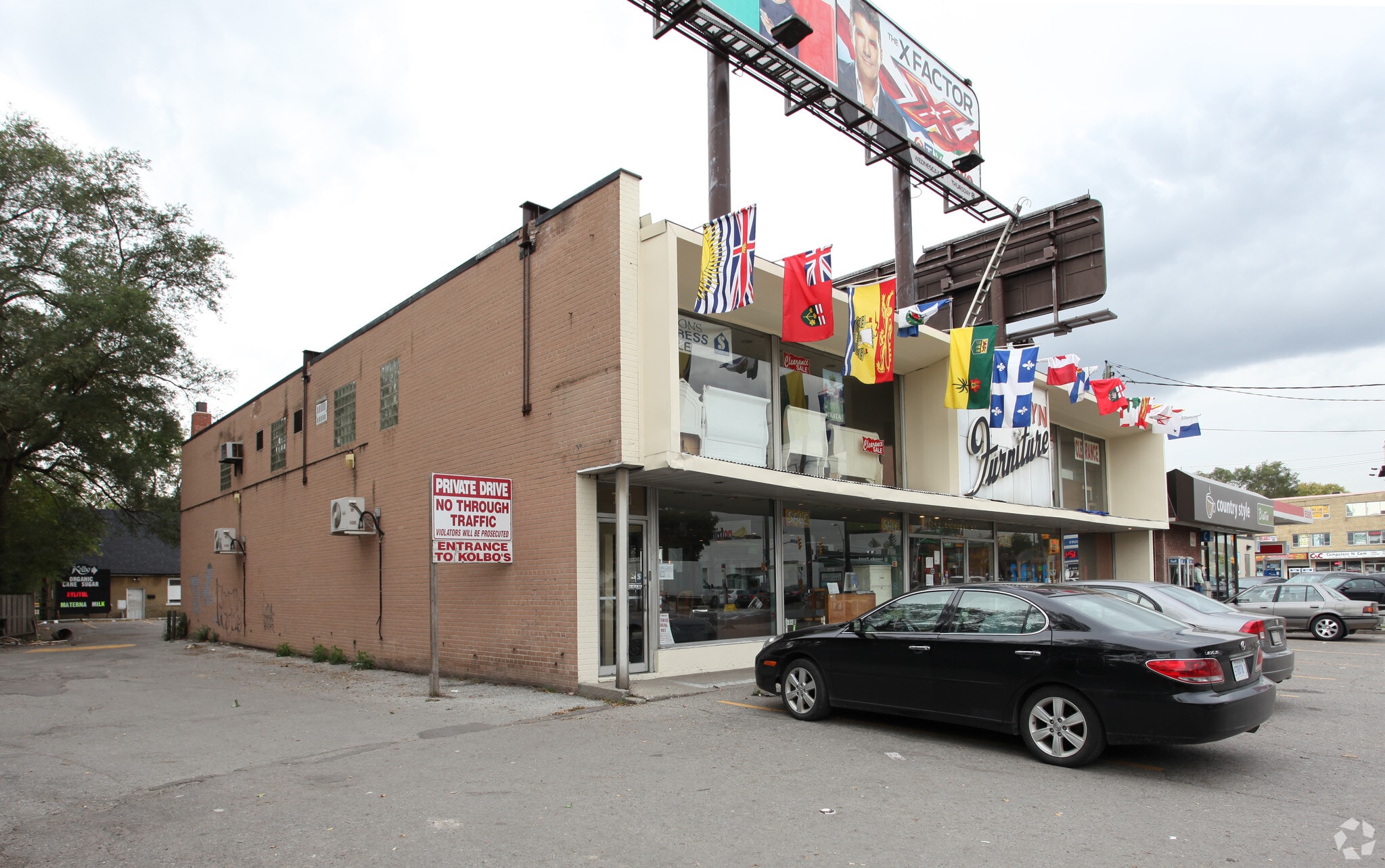 3742 Bathurst St, Toronto, ON for sale Primary Photo- Image 1 of 1