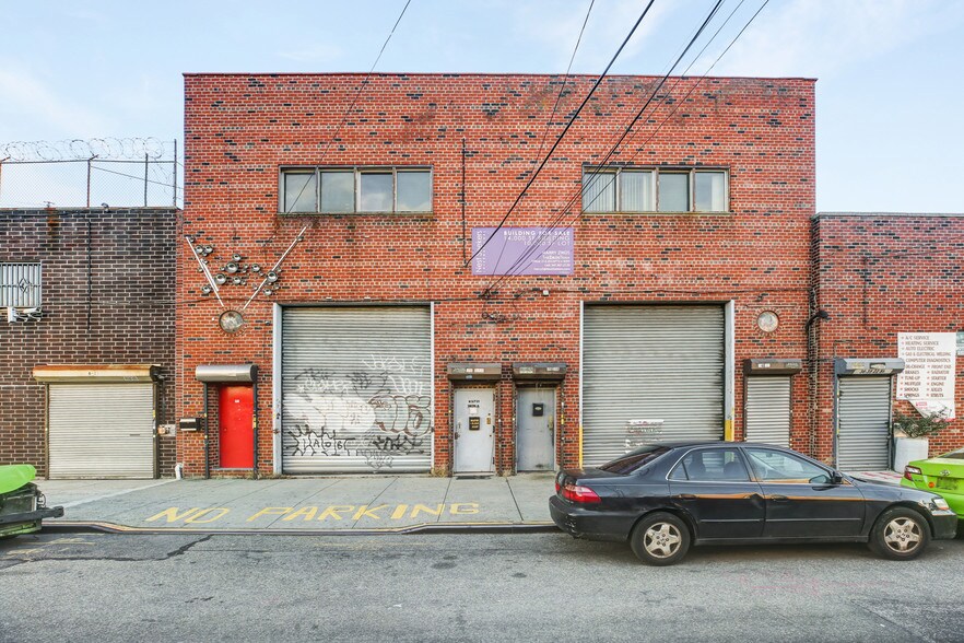 36-31-36-35 22nd St, Long Island City, NY for sale - Primary Photo - Image 1 of 1