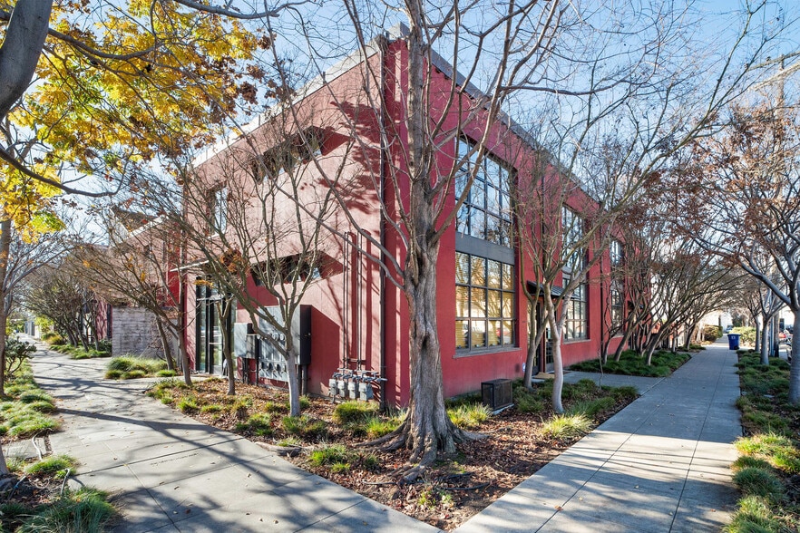 924-930 Carleton St, Berkeley, CA for sale - Building Photo - Image 1 of 1