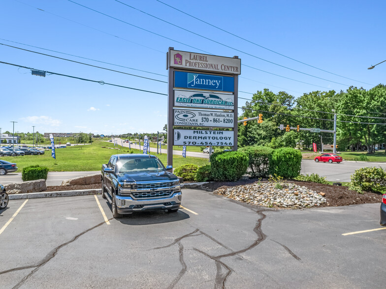 631 Airport Rd, Hazle Township, PA for lease - Building Photo - Image 3 of 10