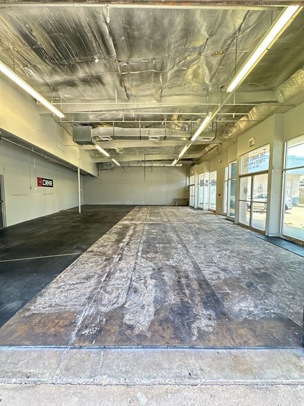 98-425 Kamehameha Hwy, Pearl City, HI for lease - Building Photo - Image 2 of 6