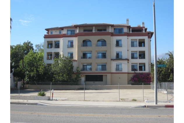 233 N Hudson Ave, Pasadena, CA for sale - Primary Photo - Image 3 of 7