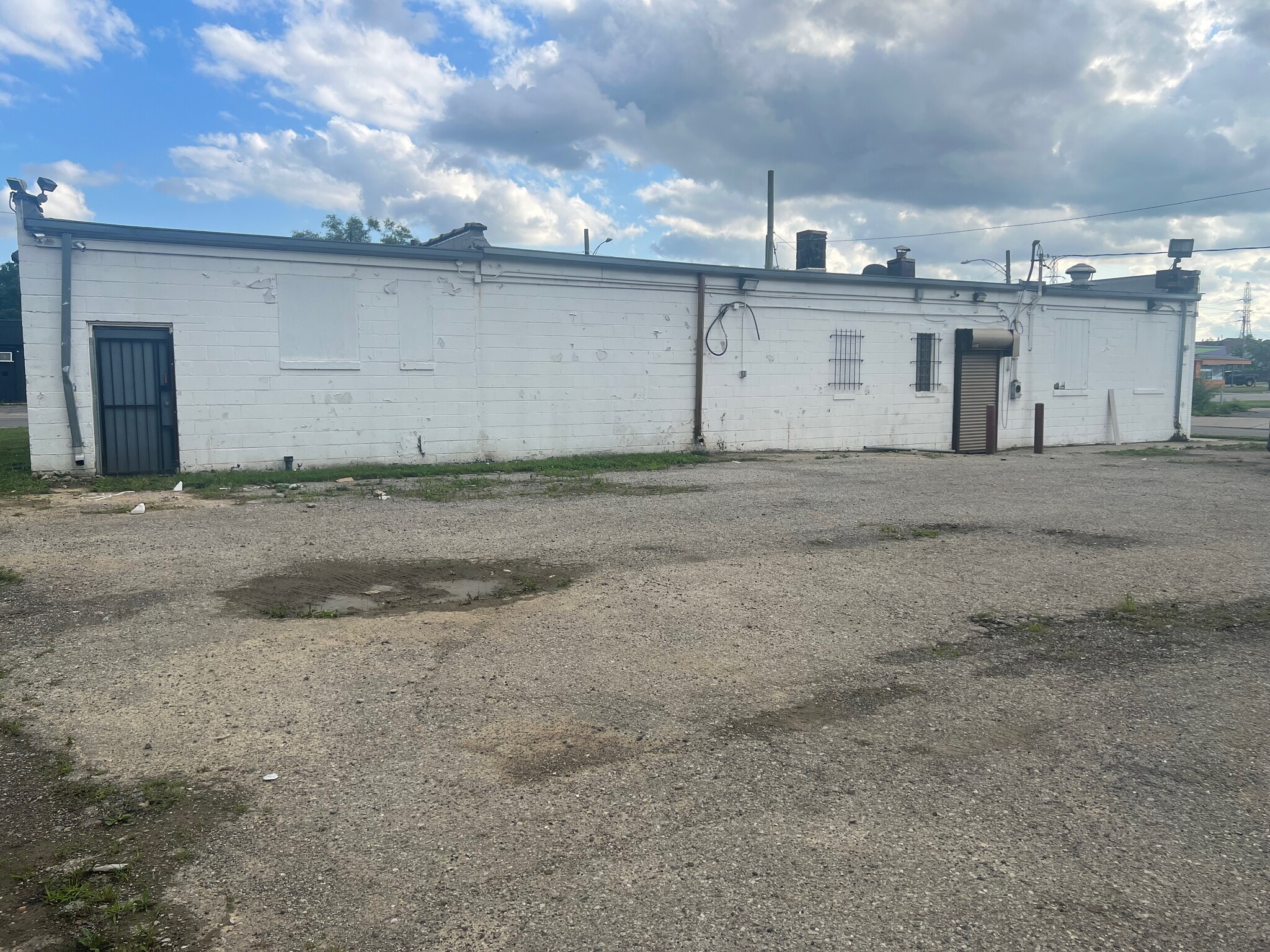 19338 Schoolcraft, Detroit, MI for sale Primary Photo- Image 1 of 1