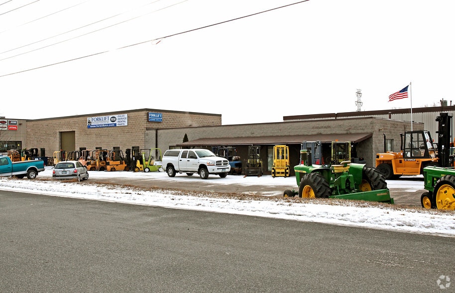 7583 Highway 13 W, Savage, MN for sale - Building Photo - Image 2 of 7