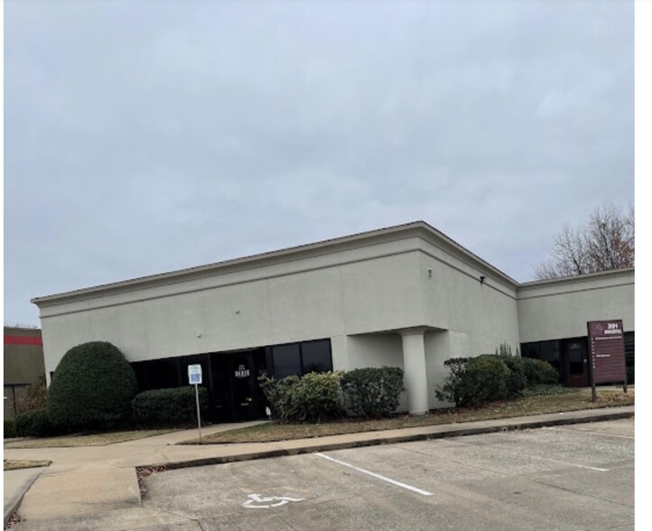 3104 S Elm Pl, Broken Arrow, OK for lease - Building Photo - Image 1 of 6