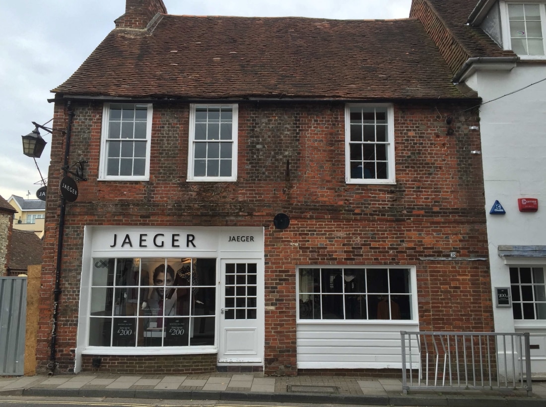 38-39 Little London, Chichester for sale Primary Photo- Image 1 of 1