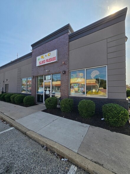 577 Berlin - Cross Keys rd, Sicklerville, NJ for lease - Building Photo - Image 2 of 10