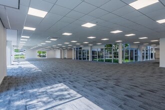 2 Kembrey Park, Swindon for lease Interior Photo- Image 2 of 5