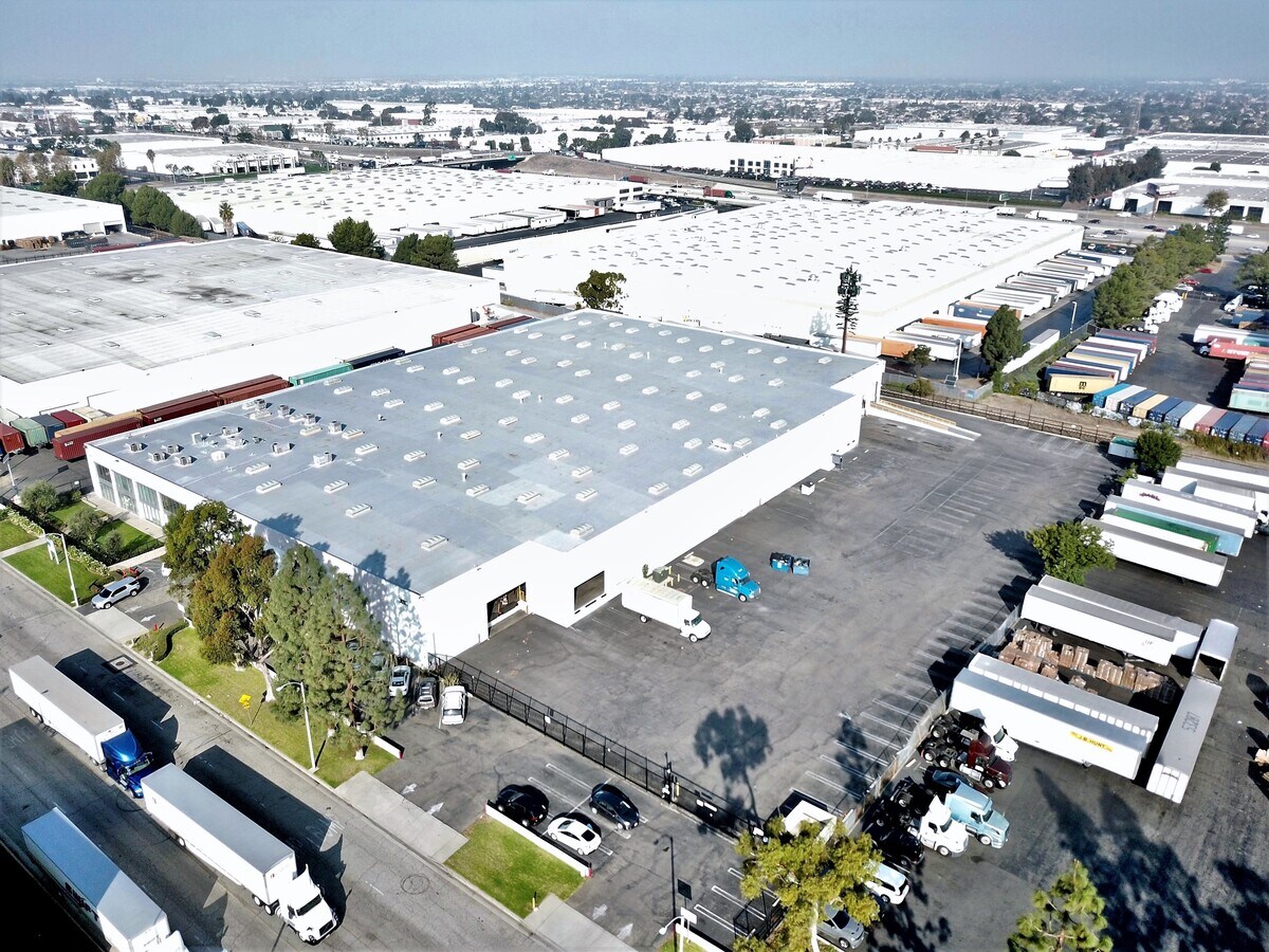 575 W Manville St, Compton, CA 90220