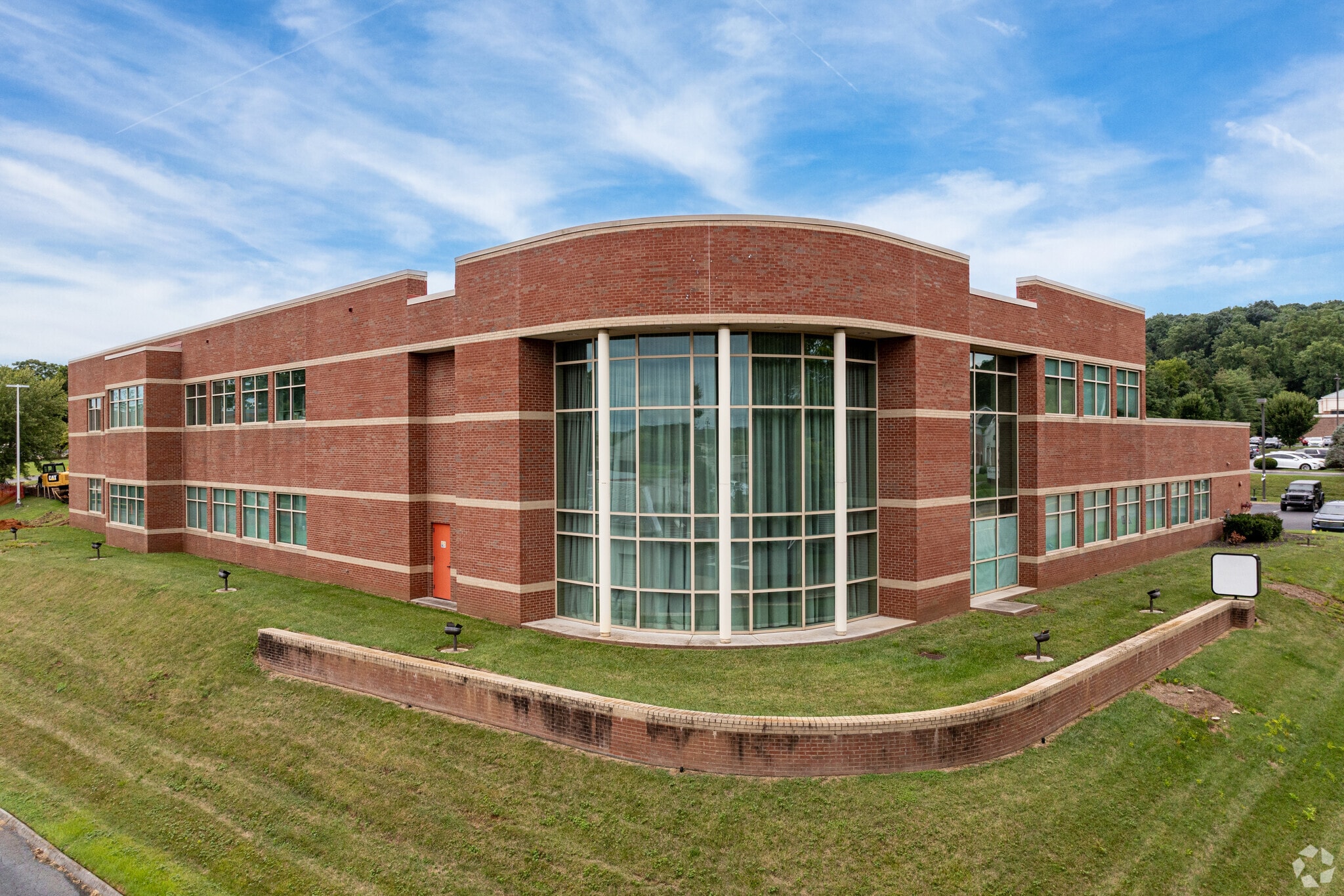 110 Capital Dr, Knoxville, TN for sale Primary Photo- Image 1 of 19