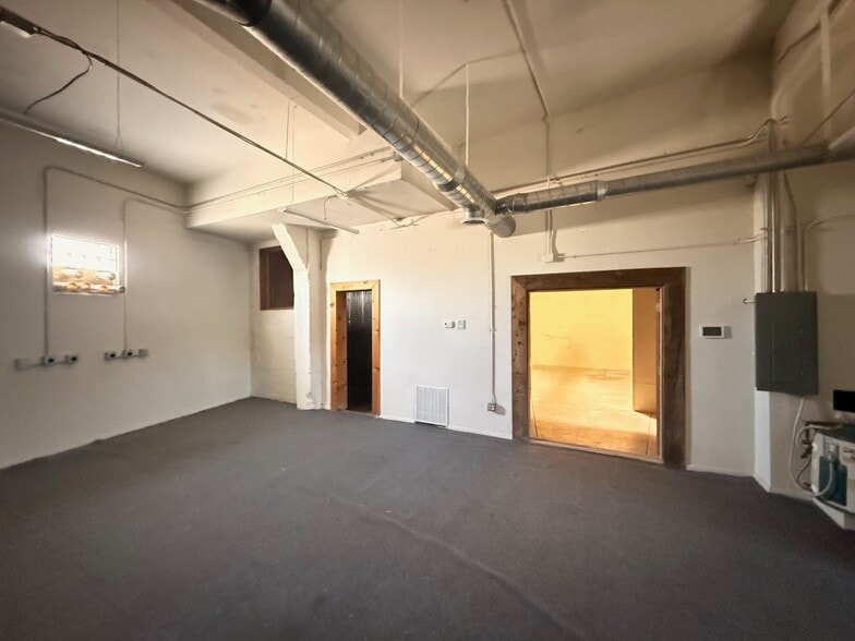 1310-1340 E 8th St, Tempe, AZ for lease - Building Photo - Image 2 of 5