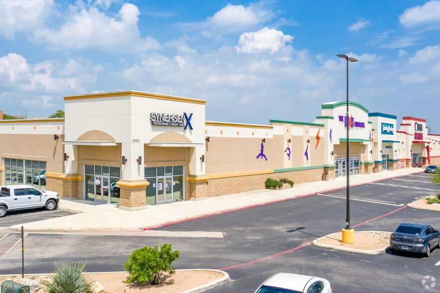 3150 Pat Booker Rd, Universal City, TX for lease - Building Photo - Image 1 of 21