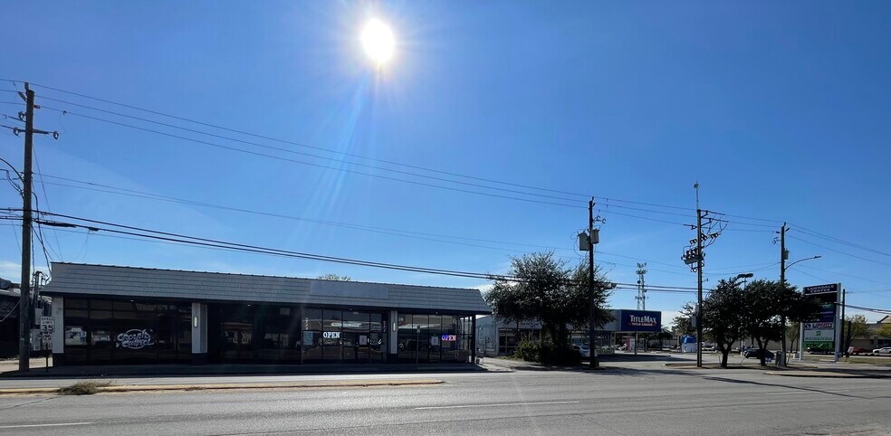 7122 Lawndale St, Houston, TX for sale - Building Photo - Image 2 of 13