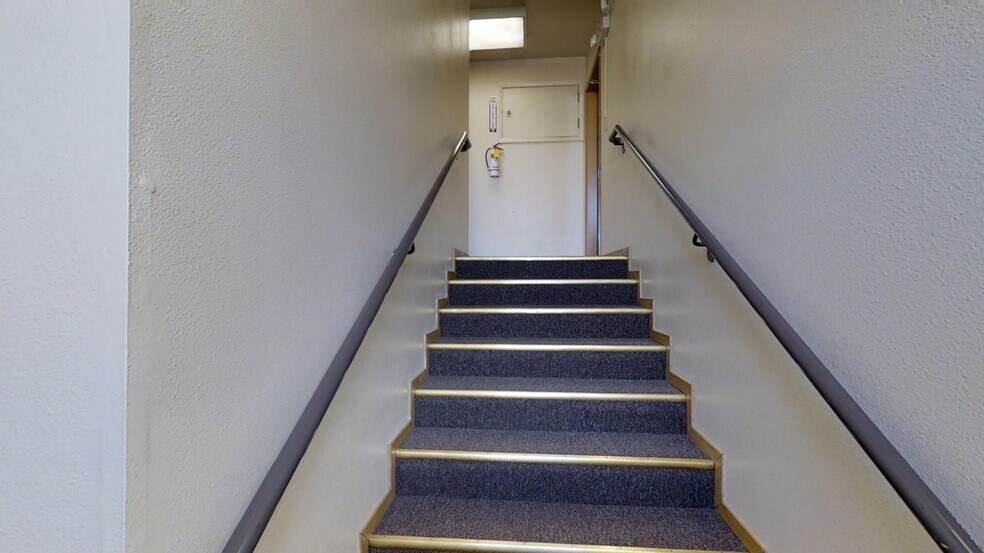 270-276 N 5th St, Coalinga, CA for sale - Building Photo - Image 3 of 14