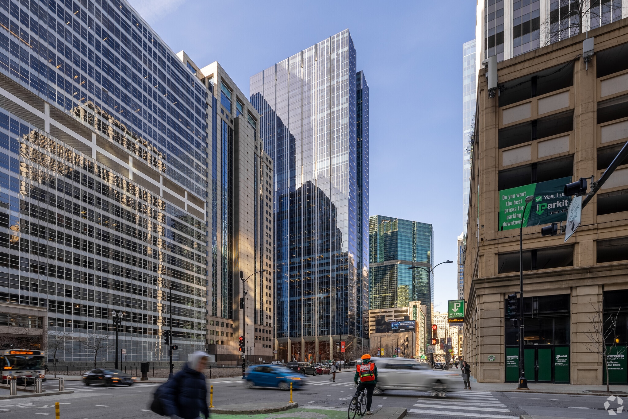 155 N Wacker Dr, Chicago, IL 60606 - 155 North Wacker Servcorp LoopNet